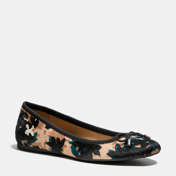 Coach Lara Flat Scattered leaf print haircalf walnut Multi Sz 5.5 - Picture 1 of 5
